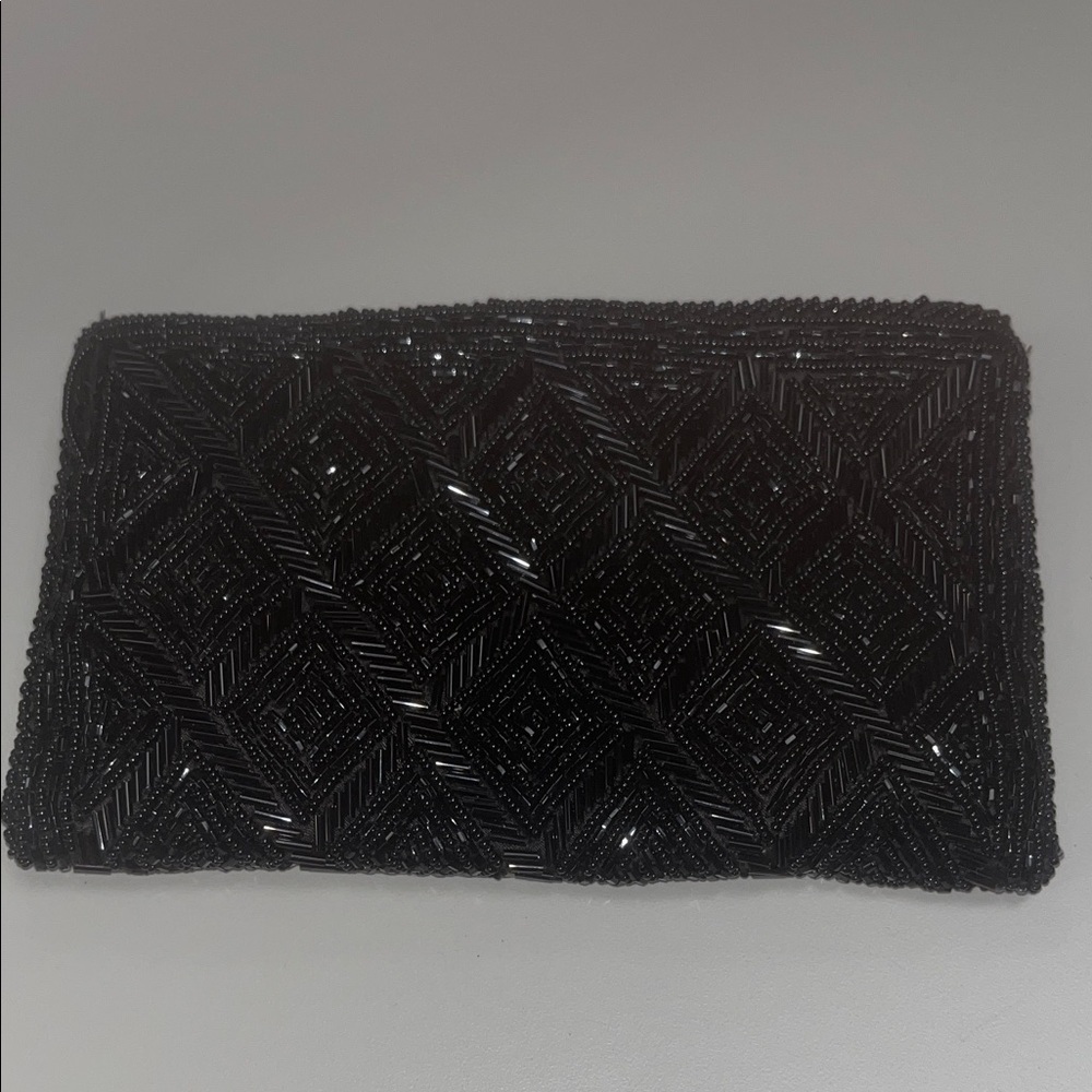 La Regale Black Beaded Clutch / mini bag